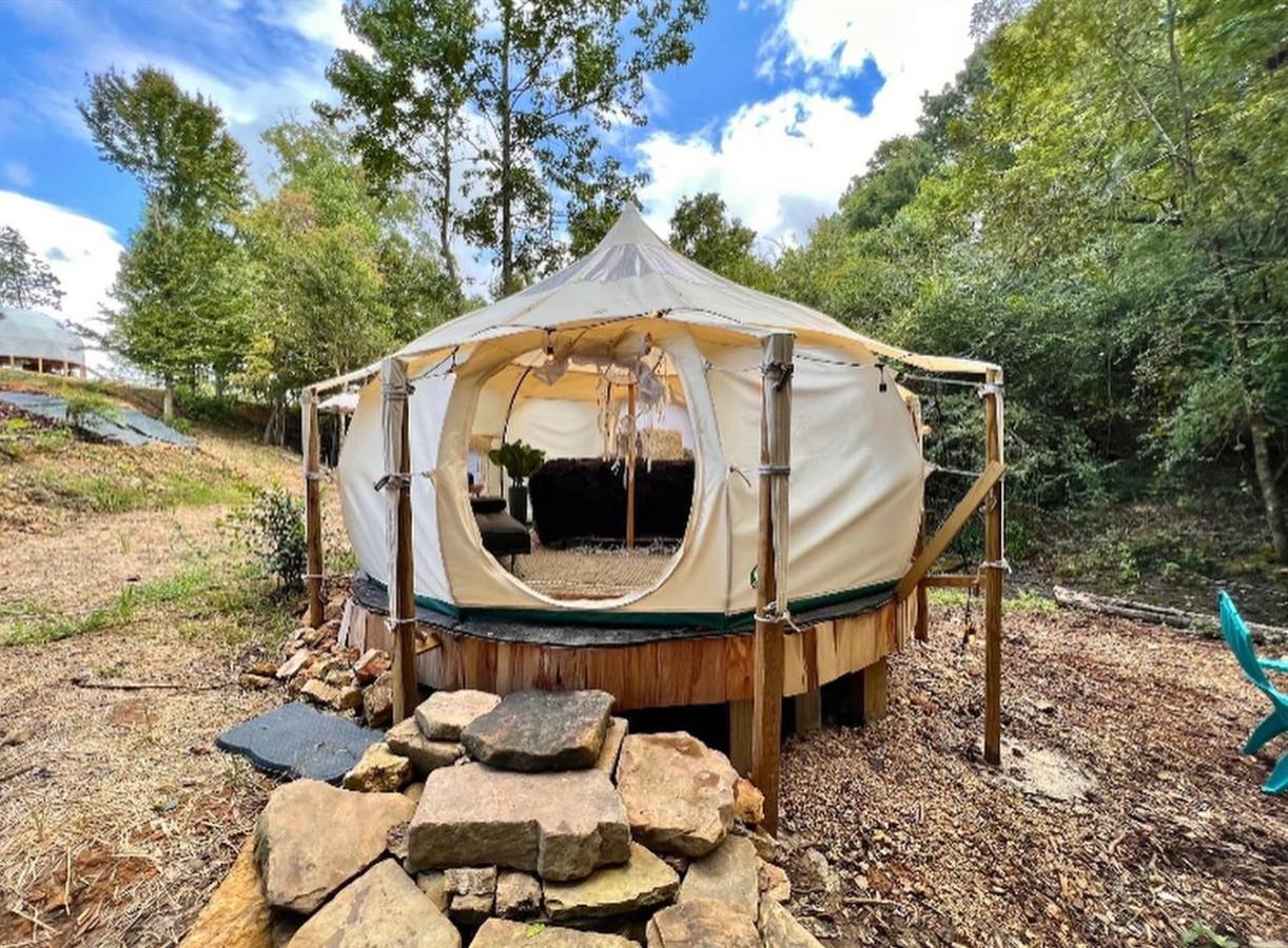 The Aries-A Stargazing, Luxury Glamping Tent Rogersville المظهر الخارجي الصورة