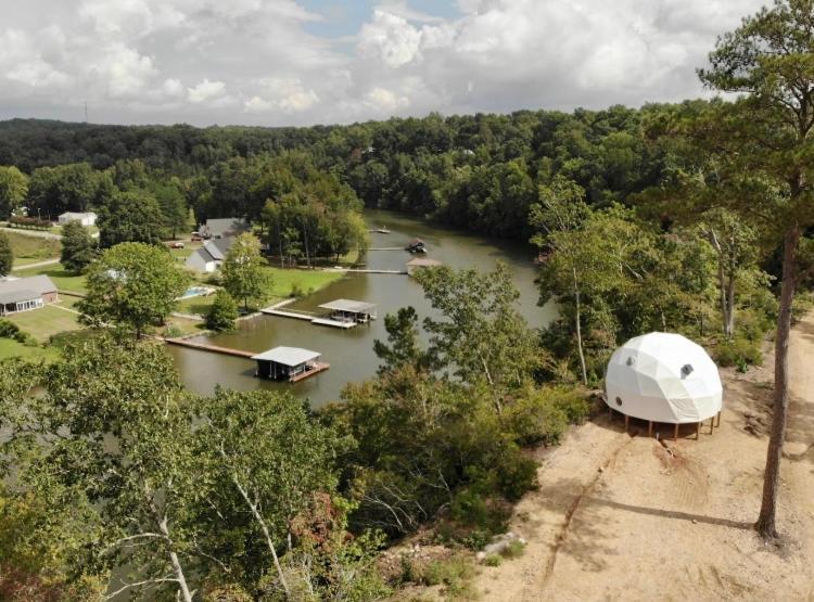The Aries-A Stargazing, Luxury Glamping Tent Rogersville المظهر الخارجي الصورة
